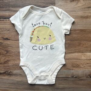 0-3M✨Taco Pun Onesie